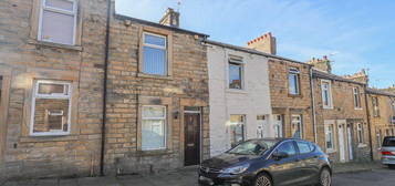 2 bed terraced house for sale