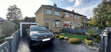 Town house for sale in Mount Grove, Eccleshill, Bradford BD2