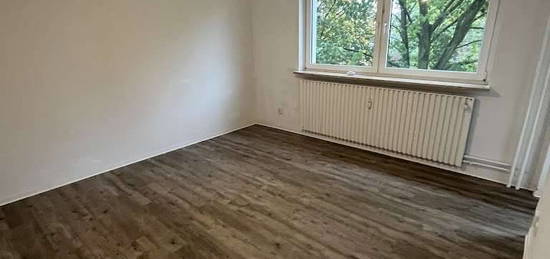 Hübsche 2-Raum-Wohnung mit Balkon