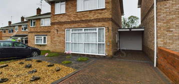 3 bedroom link detached house for sale