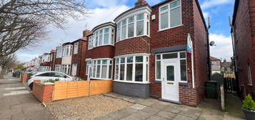 3 bed semi-detached house for sale