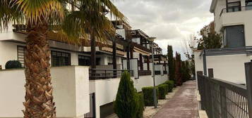 Apartamento de alquiler en Calle Acacias, 14, Peligros