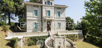 Villa in Via Sorbo