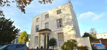 Flat for sale in 9 Montpellier Parade, Montpellier, Cheltenham GL50