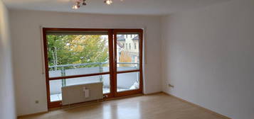 1 Zimmer Mietwohnung, Balkon, Tiefgarage