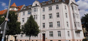 Freundliche 3-Raum-Wohnung mit Balkon und *EBK in Magdeburg - Nähe Hasselbachplatz