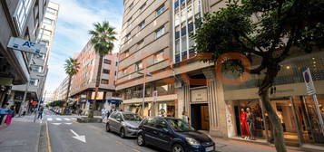 Piso en venta en calle Castelao