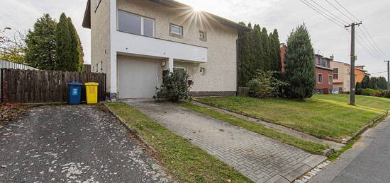 Prodej rodinného domu 172 m², pozemek 716 m², Bělkovice - Lašťany