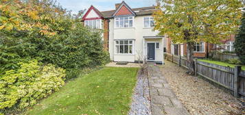 4 bedroom semi-detached house for sale