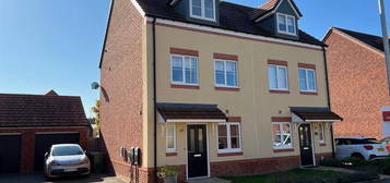 3 bed semi-detached house for sale