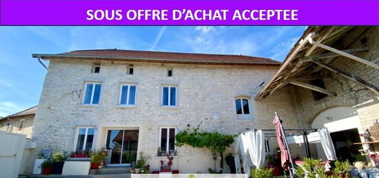 Vente maison 6 pièces 276 m²