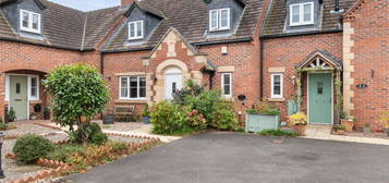 Mews house for sale in Warner Court, Bidford-On-Avon, Alcester B50