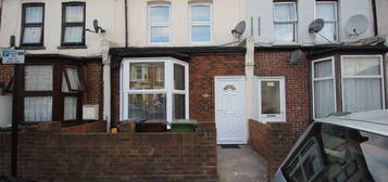 Terraced house to rent in Fulbourne Road, London E17