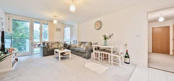 Flat for sale in Sherard Road, Eltham SE9