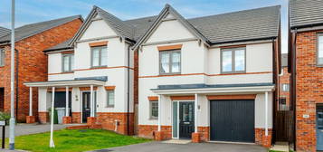 4 bed detached house for sale