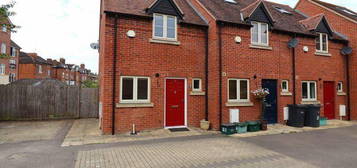 3 bedroom semi-detached house