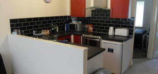 2 bedroom ground floor flat