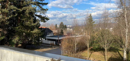 Gartenwohnung mit Autoabstellplatz in toller Lage