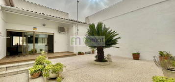 Chalet adosado en venta en Sant Pere