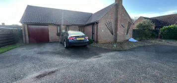 2 bedroom detached bungalow to rent