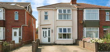 3 bed semi-detached house for sale