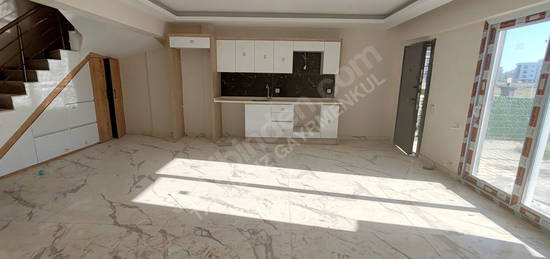 BAKIRÇAY ÜNİVERSİTESİ YAKINI 2+1 LOFT BAHÇELİ KİRALIK DAİRE