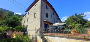 Villa in vendita a San Marcello Piteglio