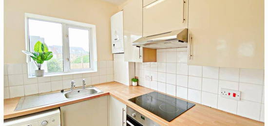 4 bedroom terraced house