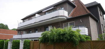 SYKE: Maisonette-Whg. mit viel Platz, 4 Zi., Balkon, Garage, in ruhiger Lage/Sackgasse nahe Zentrum.