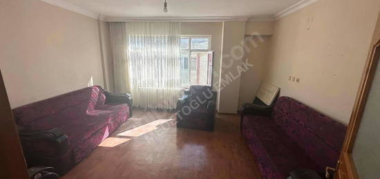 ÇERKEZKÖY MERKEZDE SATILIK 2+1 15 İLE 20 YILLIK DAİRE