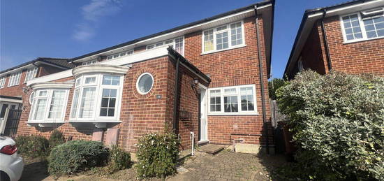 Semi-detached house to rent in The Maltings, Hunton Bridge, Kings Langley, Hertfordshire WD4