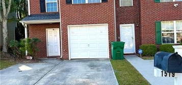 1519 Eastern Sunrise Ln, Decatur, GA 30034