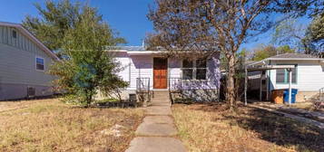 1180 1/2 Sol Wilson Ave, Austin, TX 78702