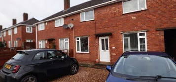 4 bed terraced house to rent