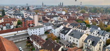 Schöne und helle 2-Zimmer-Wohnung mit traumhaften Ausblick