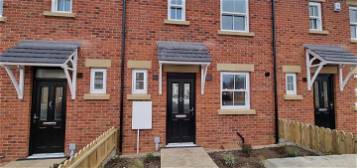 Terraced house to rent in Sydney Street, Brampton, Chesterfield S40