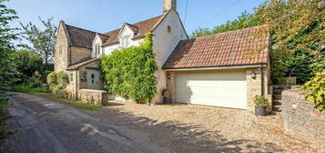 3 bedroom detached house