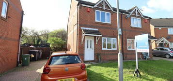 2 bedroom semi-detached house for sale