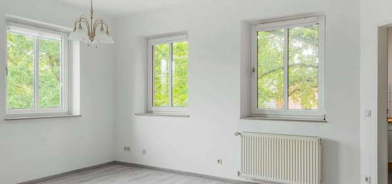 OWNR: Einziehen und Wohlfühlen – Renoviert und mit Küche!