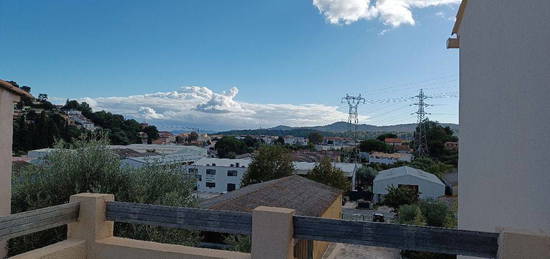 T3 avec terrasse au lavandou