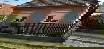 Lak, Kossuth Lajos út