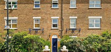 Flat to rent in Langton Road, London SW9