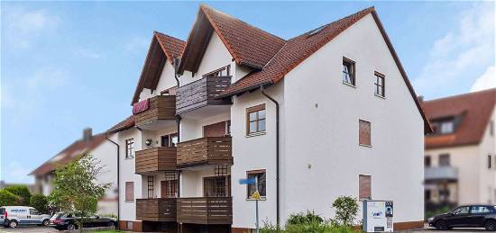 Vermietete, gepflegte 3-Zimmer-Hochparterre-Wohnung inkl. 2 Stellplätzen mit Balkon in Allersberg