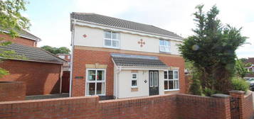 3 bedroom detached house to rent