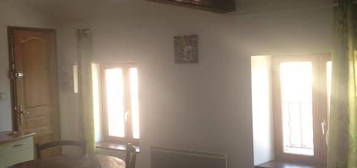 Studio meuble 30 m² y compris charge