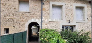 Maison en pierre 1 étage  à vendre, 5 pièces, 3 chambres, 136 m²