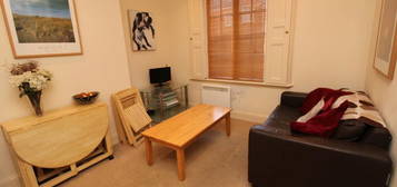 1 bedroom ground floor flat