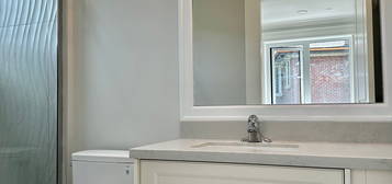 3 Osler St #4721, Vancouver, BC V6H 2W3