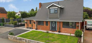 2 bedroom detached house for sale