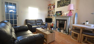 Terraced house to rent in Warwards Lane, Selly Oak, Birmingham B29